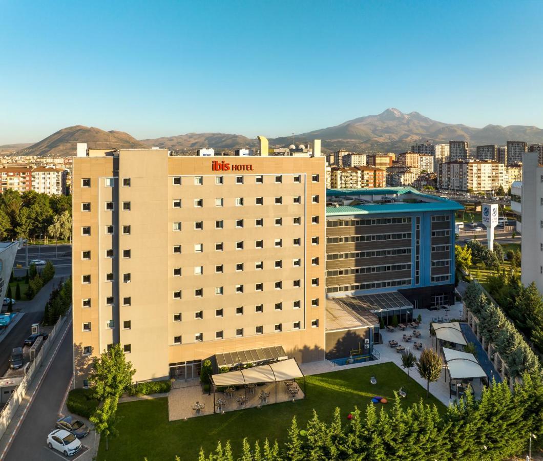 Hotel Ibis Kayseri Esterno foto