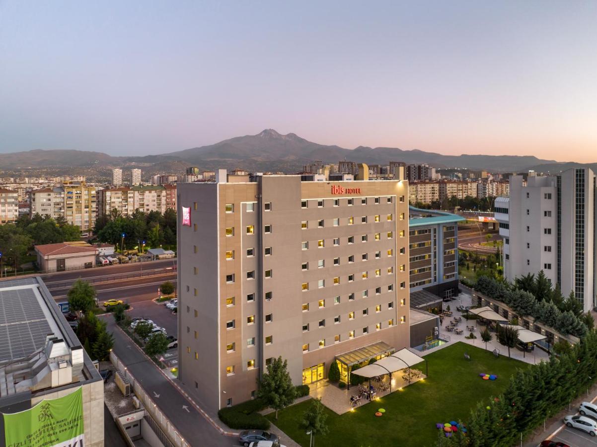 Hotel Ibis Kayseri Esterno foto