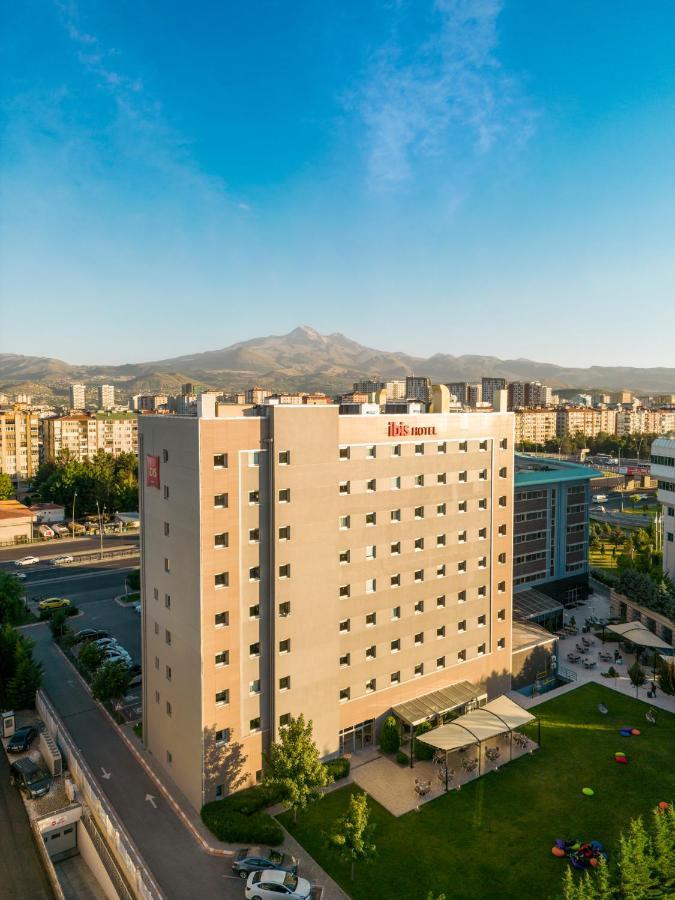 Hotel Ibis Kayseri Esterno foto