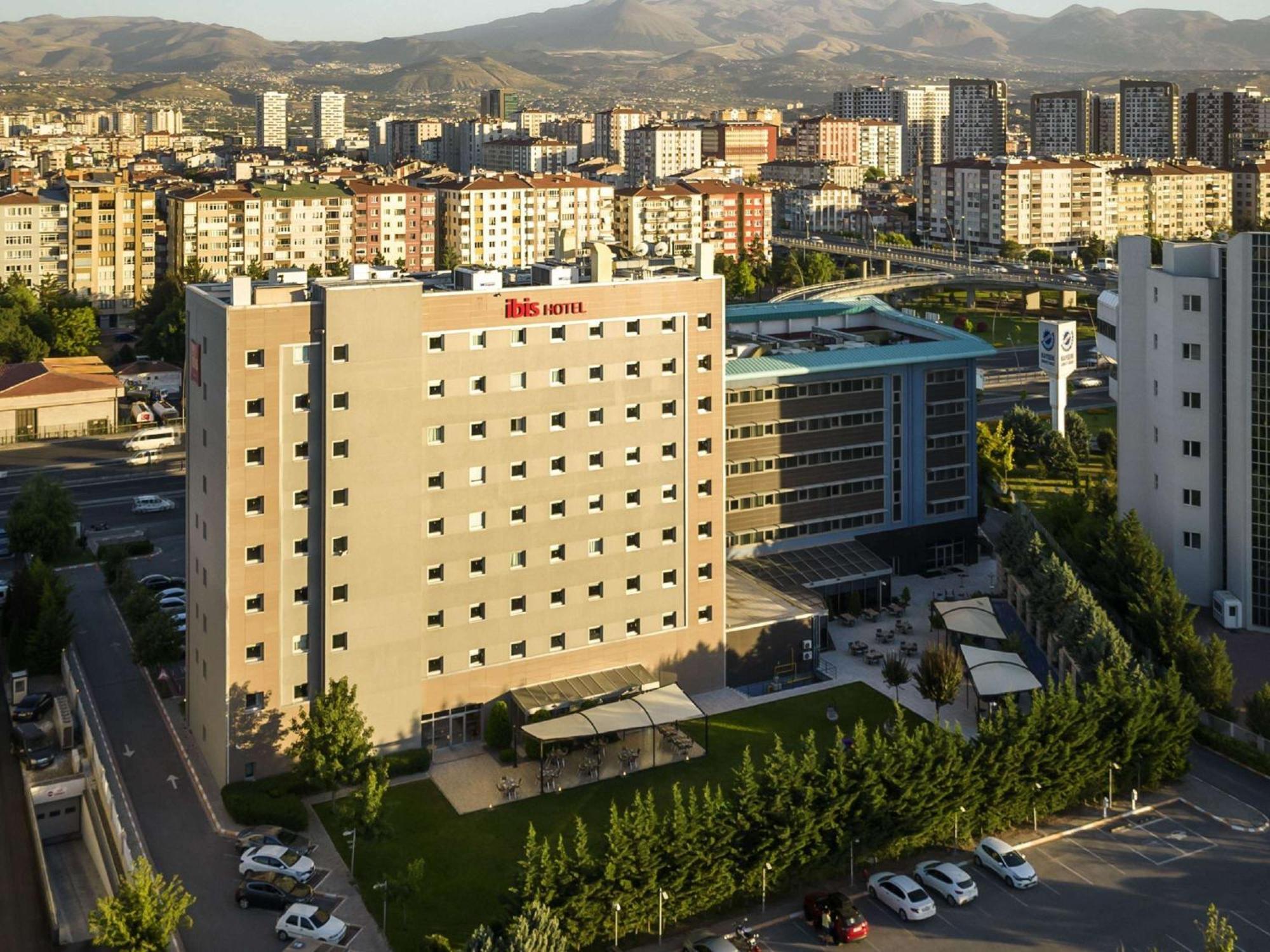 Hotel Ibis Kayseri Esterno foto